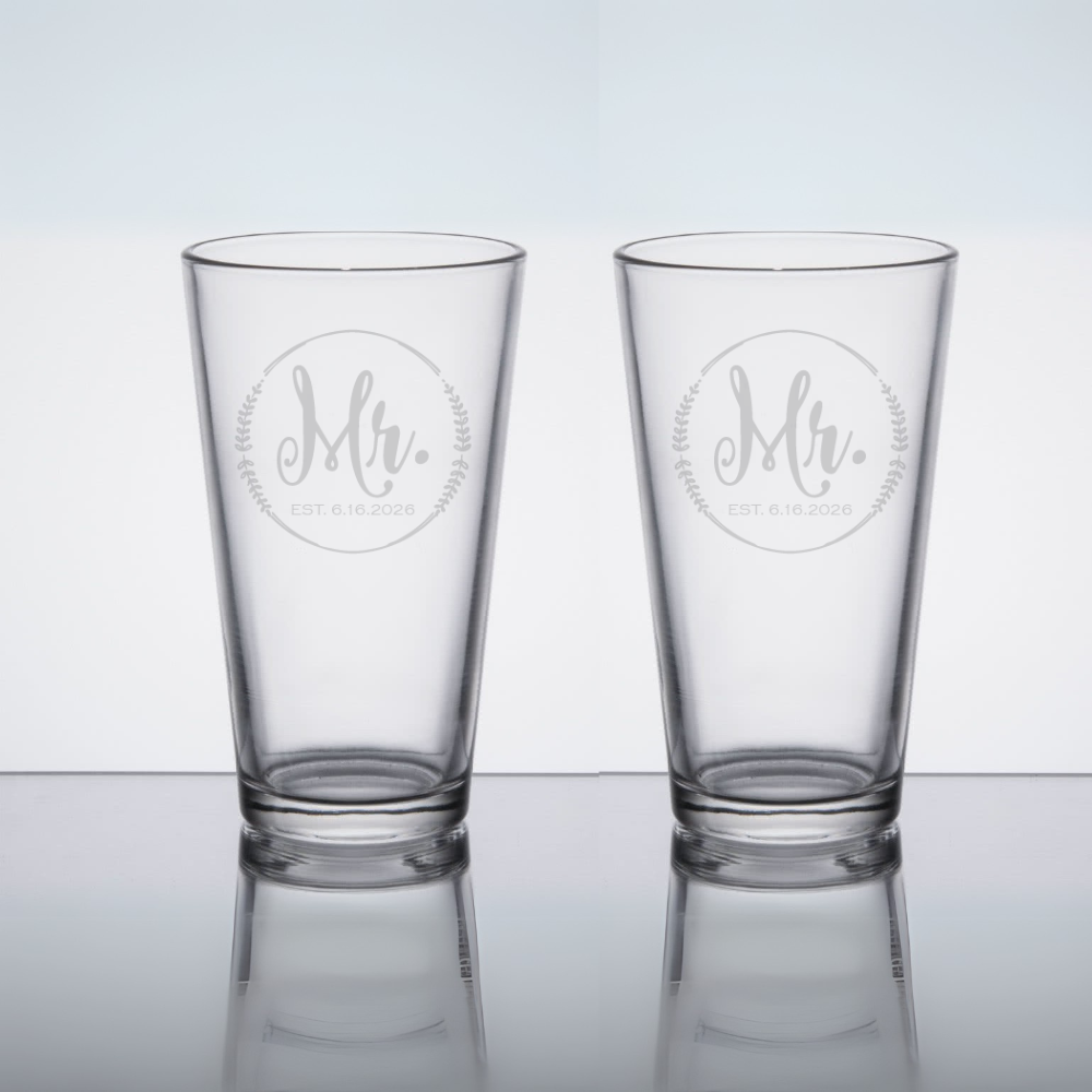 Newly Weds Pint Set