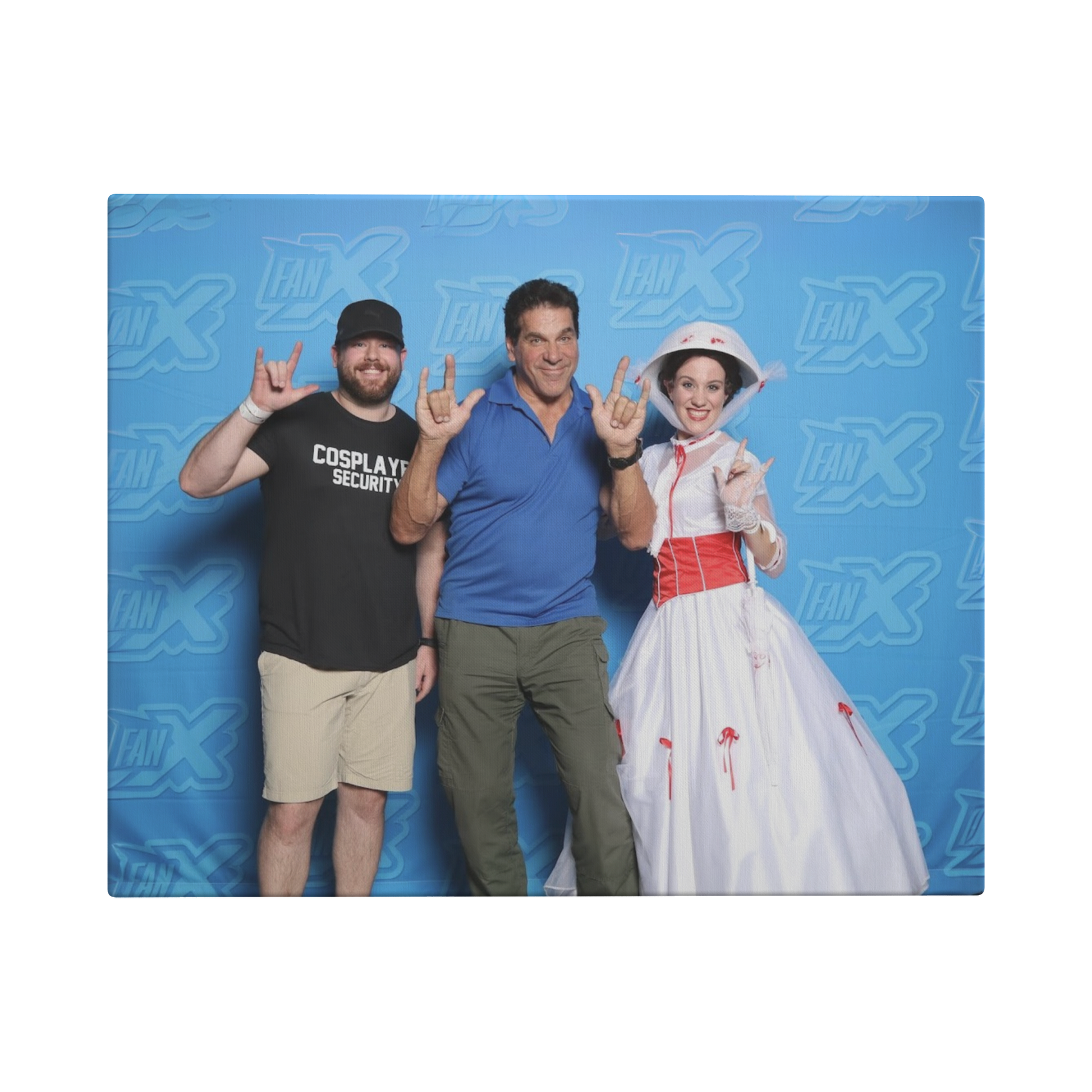 FanX_Canvas_8x10_H_Main_Mockup.png